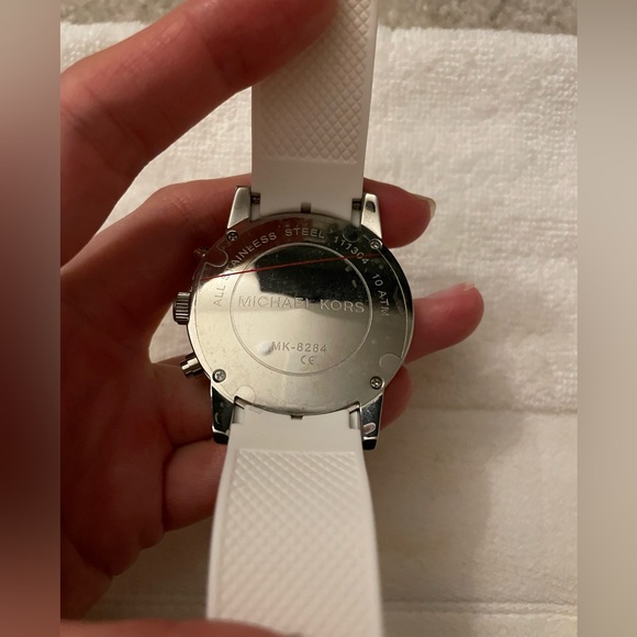 Michael Kors Stainless Steel Silver Watch - Picture 2 of 4